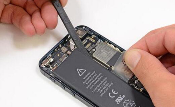 iphone 5 Batterie ausziehen